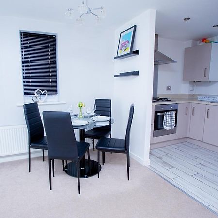 Mills Apartment - Two Bedroom En-Suite Apartment Northampton Zewnętrze zdjęcie
